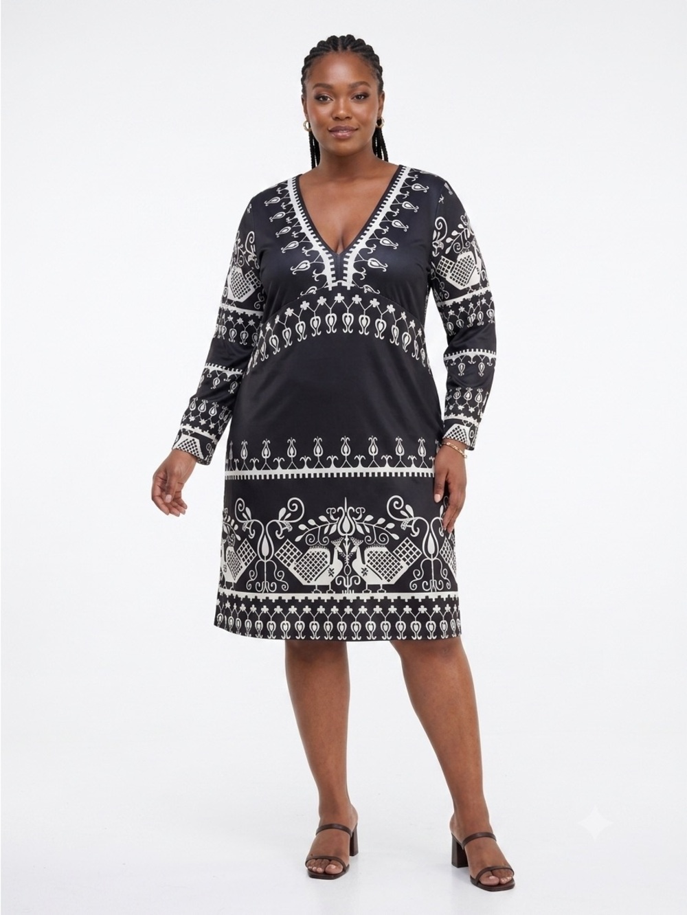 Plus Size Boho Black & White Peacock Graphic Print V-Neck Shift Dress